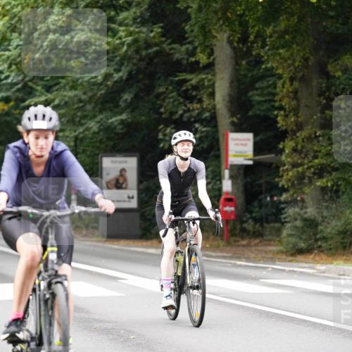 14.09.2025 - Stadtparktriathlon Michael Burmester http://msf.ph/oto/8910232 14.09.2025 10:31:47 Radfahren 526, 626, 647, 657 meine-sportfotos.de