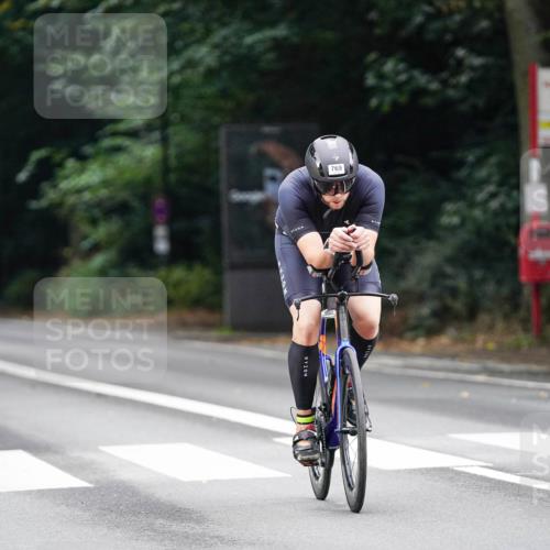 14.09.2025 - Stadtparktriathlon Michael Burmester http://msf.ph/oto/8910330 14.09.2025 10:35:45 Radfahren 629, 767, 769 meine-sportfotos.de