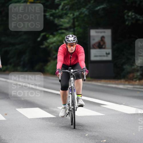 14.09.2025 - Stadtparktriathlon Michael Burmester http://msf.ph/oto/8910337 14.09.2025 10:36:00 Radfahren 513, 567, 631 meine-sportfotos.de