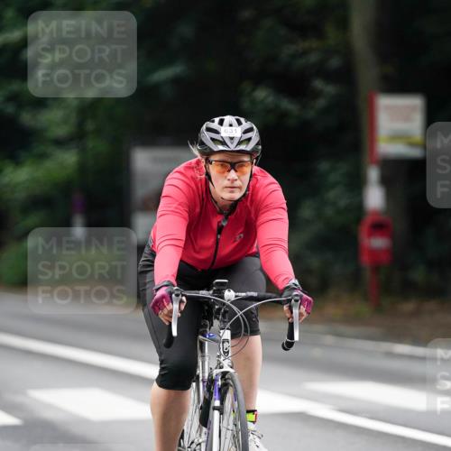 14.09.2025 - Stadtparktriathlon Michael Burmester http://msf.ph/oto/8910338 14.09.2025 10:36:01 Radfahren 513, 567, 631 meine-sportfotos.de
