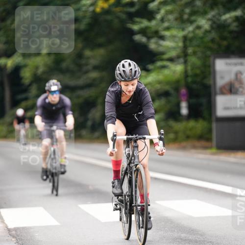 14.09.2025 - Stadtparktriathlon Michael Burmester http://msf.ph/oto/8910369 14.09.2025 10:36:52 Radfahren 622, 694, 764, 783, 788, 798, 811 meine-sportfotos.de