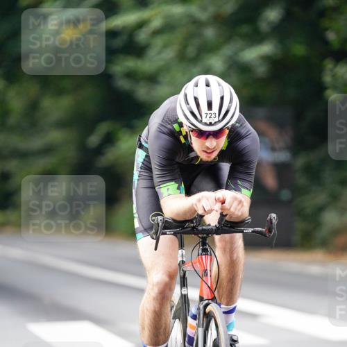 14.09.2025 - Stadtparktriathlon Michael Burmester http://msf.ph/oto/8910420 14.09.2025 10:38:03 Radfahren 642, 723, 730, 782, 804 meine-sportfotos.de