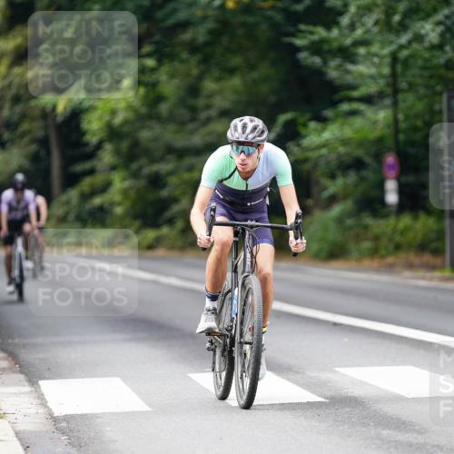 14.09.2025 - Stadtparktriathlon Michael Burmester http://msf.ph/oto/8910424 14.09.2025 10:38:09 Radfahren 642, 705, 723, 730, 748, 750, 763 meine-sportfotos.de