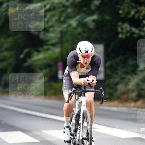 14.09.2025 - Stadtparktriathlon Michael Burmester http://msf.ph/oto/8910432 14.09.2025 10:38:15 Radfahren 705, 730, 748, 750, 759, 763, 799, 800 meine-sportfotos.de