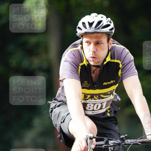 14.09.2025 - Stadtparktriathlon Michael Burmester http://msf.ph/oto/8910476 14.09.2025 10:39:19 Radfahren 515, 637, 758, 786, 801 meine-sportfotos.de
