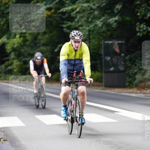 14.09.2025 - Stadtparktriathlon Michael Burmester http://msf.ph/oto/8910488 14.09.2025 10:39:52 Radfahren 736, 780, 790, 796 meine-sportfotos.de