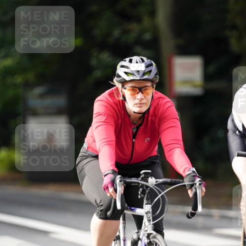 14.09.2025 - Stadtparktriathlon Michael Burmester http://msf.ph/oto/8910527 14.09.2025 10:44:51 Radfahren 631, 694, 743, 750, 785, 804 meine-sportfotos.de