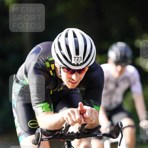 14.09.2025 - Stadtparktriathlon Michael Burmester http://msf.ph/oto/8910544 14.09.2025 10:45:21 Radfahren 639, 642, 723, 730, 748, 800 meine-sportfotos.de