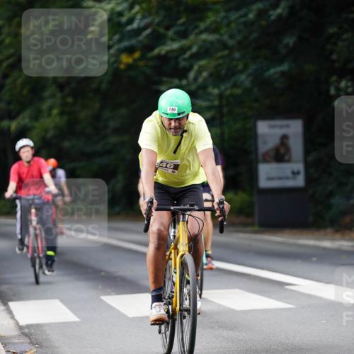14.09.2025 - Stadtparktriathlon Michael Burmester http://msf.ph/oto/8910596 14.09.2025 10:48:59 Radfahren 558, 626, 746, 760, 771, 778, 802 meine-sportfotos.de