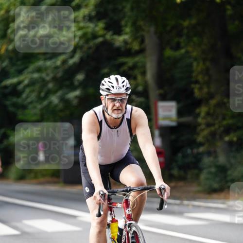14.09.2025 - Stadtparktriathlon Michael Burmester http://msf.ph/oto/8910692 14.09.2025 10:51:50 Radfahren 651, 693, 724, 727, 743, 750, 752, 775, 804 meine-sportfotos.de