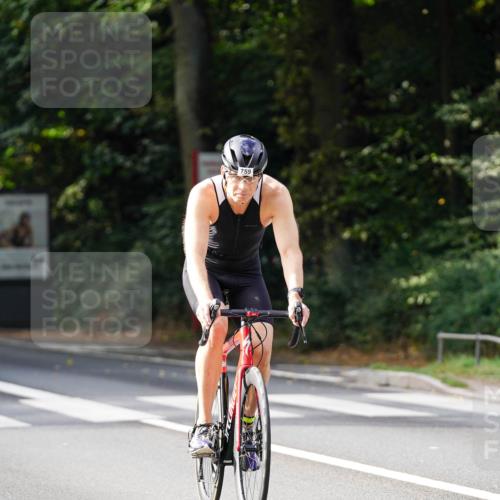 14.09.2025 - Stadtparktriathlon Michael Burmester http://msf.ph/oto/8910718 14.09.2025 10:52:15 Radfahren 661, 720, 759, 772, 785, 797, 799, 805, 806 meine-sportfotos.de