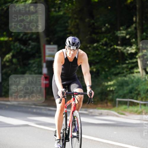 14.09.2025 - Stadtparktriathlon Michael Burmester http://msf.ph/oto/8910719 14.09.2025 10:52:15 Radfahren 661, 720, 759, 772, 785, 797, 799, 805, 806 meine-sportfotos.de