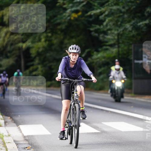 14.09.2025 - Stadtparktriathlon Michael Burmester http://msf.ph/oto/8910754 14.09.2025 10:52:54 Radfahren 646, 657, 708, 723, 730 meine-sportfotos.de