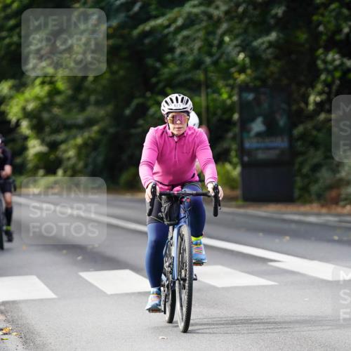 14.09.2025 - Stadtparktriathlon Michael Burmester http://msf.ph/oto/8910814 14.09.2025 10:54:39 Radfahren 627, 629, 667, 671, 688, 702, 732, 736, 749 meine-sportfotos.de