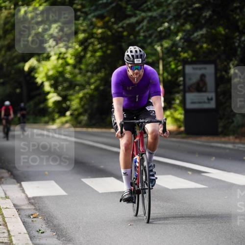14.09.2025 - Stadtparktriathlon Michael Burmester http://msf.ph/oto/8910838 14.09.2025 10:55:01 Radfahren 686, 687, 700, 704, 769, 780, 786, 901 meine-sportfotos.de