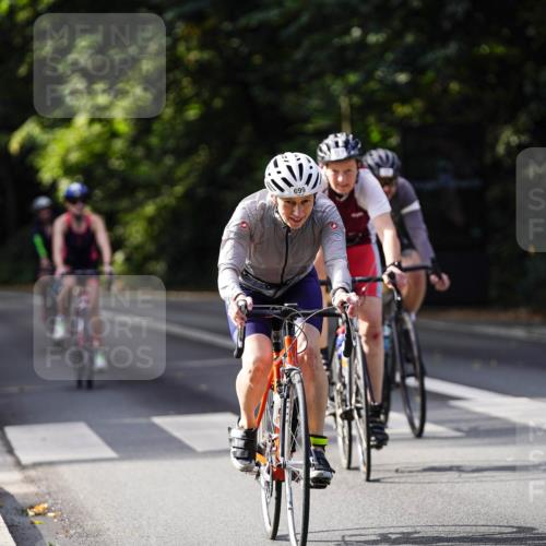 14.09.2025 - Stadtparktriathlon Michael Burmester http://msf.ph/oto/8910845 14.09.2025 10:55:11 Radfahren 632, 686, 699, 705, 721, 729, 769, 847 meine-sportfotos.de