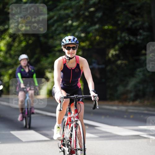 14.09.2025 - Stadtparktriathlon Michael Burmester http://msf.ph/oto/8910850 14.09.2025 10:55:14 Radfahren 632, 686, 699, 705, 721, 729, 769, 842, 847 meine-sportfotos.de