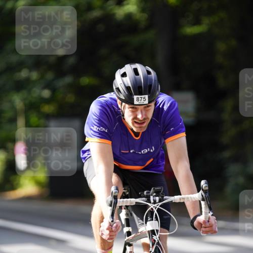 14.09.2025 - Stadtparktriathlon Michael Burmester http://msf.ph/oto/8910862 14.09.2025 10:55:26 Radfahren 762, 770, 842, 875 meine-sportfotos.de