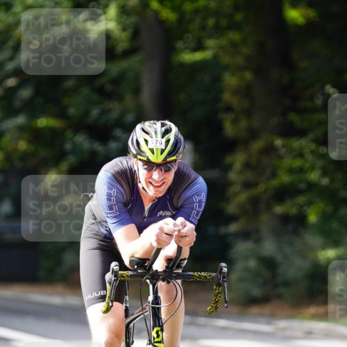 14.09.2025 - Stadtparktriathlon Michael Burmester http://msf.ph/oto/8910869 14.09.2025 10:55:34 Radfahren 762, 770 meine-sportfotos.de