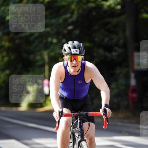 14.09.2025 - Stadtparktriathlon Michael Burmester http://msf.ph/oto/8910913 14.09.2025 10:56:36 Radfahren 763, 774, 776, 778, 788, 802, 803, 849 meine-sportfotos.de