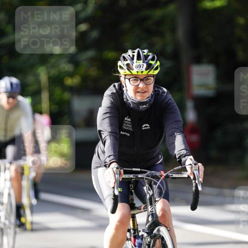 14.09.2025 - Stadtparktriathlon Michael Burmester http://msf.ph/oto/8910927 14.09.2025 10:56:48 Radfahren 697, 746, 755, 764, 767, 771, 776, 783, 788, 796, 807, 811, 817, 914 meine-sportfotos.de