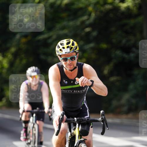 14.09.2025 - Stadtparktriathlon Michael Burmester http://msf.ph/oto/8910949 14.09.2025 10:57:12 Radfahren 626, 754, 782, 850 meine-sportfotos.de