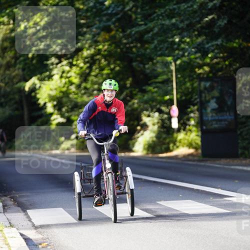 14.09.2025 - Stadtparktriathlon Michael Burmester http://msf.ph/oto/8911015 14.09.2025 10:58:48 Radfahren 582, 712, 714, 750 meine-sportfotos.de