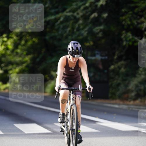 14.09.2025 - Stadtparktriathlon Michael Burmester http://msf.ph/oto/8911211 14.09.2025 11:03:10 Radfahren 646, 708, 849, 877, 888 meine-sportfotos.de