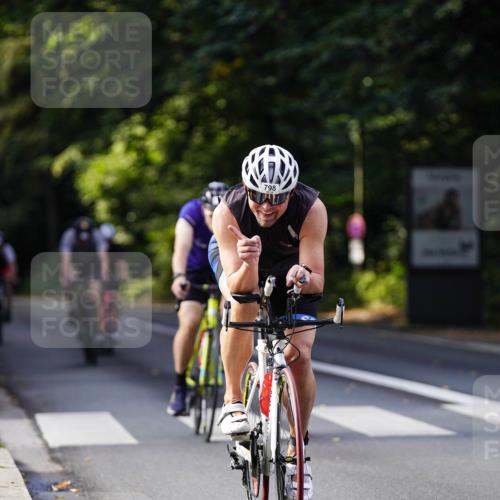 14.09.2025 - Stadtparktriathlon Michael Burmester http://msf.ph/oto/8911243 14.09.2025 11:03:49 Radfahren 721, 740, 760, 765, 767, 781, 792, 798, 909 meine-sportfotos.de