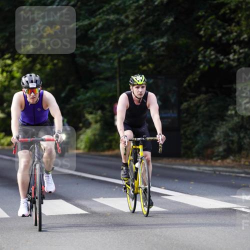 14.09.2025 - Stadtparktriathlon Michael Burmester http://msf.ph/oto/8911261 14.09.2025 11:04:08 Radfahren 655, 753, 755, 778, 911, 914 meine-sportfotos.de