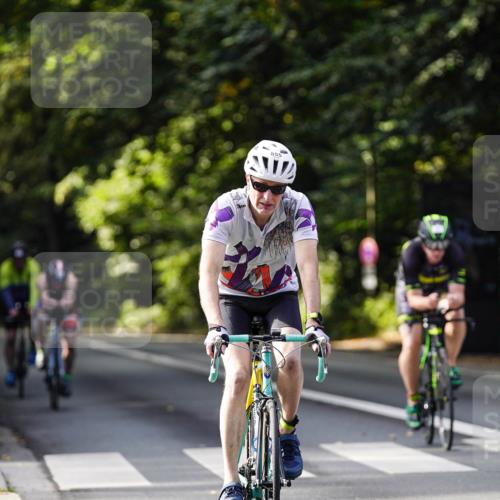 14.09.2025 - Stadtparktriathlon Michael Burmester http://msf.ph/oto/8911319 14.09.2025 11:05:25 Radfahren 796, 827, 835, 836, 846, 853, 855, 898 meine-sportfotos.de