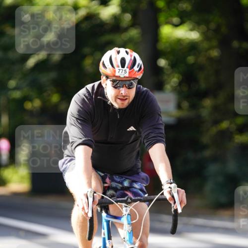 14.09.2025 - Stadtparktriathlon Michael Burmester http://msf.ph/oto/8911372 14.09.2025 11:06:47 Radfahren 775, 862 meine-sportfotos.de