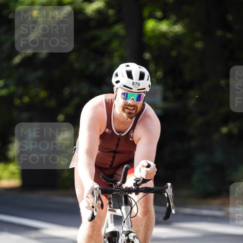 14.09.2025 - Stadtparktriathlon Michael Burmester http://msf.ph/oto/8911408 14.09.2025 11:07:52 Radfahren 723, 829, 847, 858, 870, 893, 921 meine-sportfotos.de