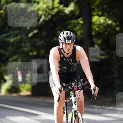 14.09.2025 - Stadtparktriathlon Michael Burmester http://msf.ph/oto/8911489 14.09.2025 11:09:51 Radfahren 849, 902 meine-sportfotos.de