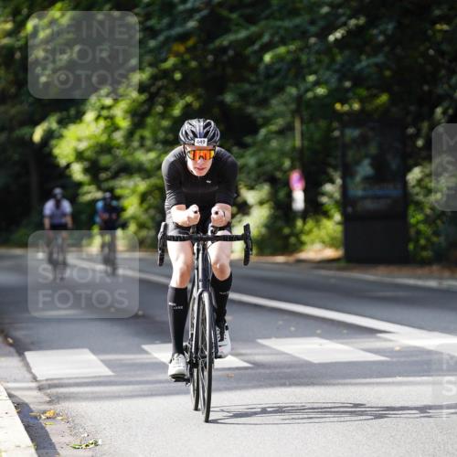 14.09.2025 - Stadtparktriathlon Michael Burmester http://msf.ph/oto/8911491 14.09.2025 11:09:59 Radfahren 779, 797, 849, 888 meine-sportfotos.de