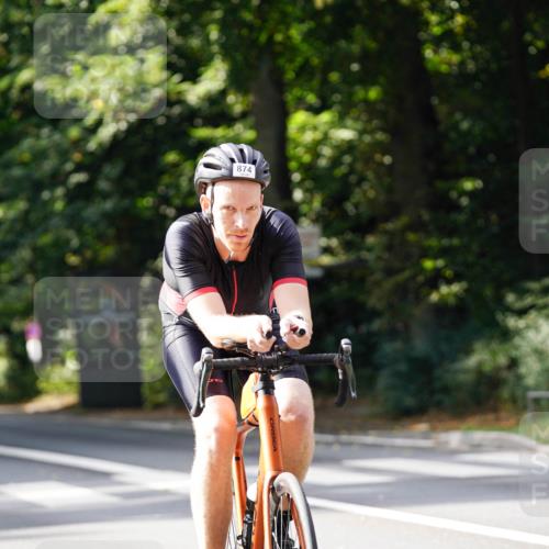 14.09.2025 - Stadtparktriathlon Michael Burmester http://msf.ph/oto/8911611 14.09.2025 11:13:47 Radfahren 855, 865, 874 meine-sportfotos.de