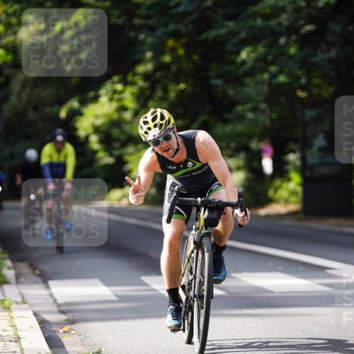 14.09.2025 - Stadtparktriathlon Michael Burmester http://msf.ph/oto/8911618 14.09.2025 11:14:06 Radfahren 744, 796, 824, 850, 873 meine-sportfotos.de