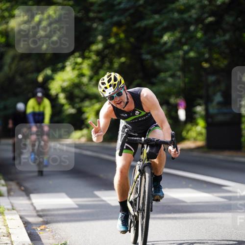 14.09.2025 - Stadtparktriathlon Michael Burmester http://msf.ph/oto/8911619 14.09.2025 11:14:06 Radfahren 744, 796, 824, 850, 873 meine-sportfotos.de