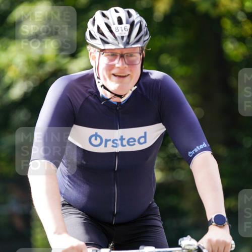 14.09.2025 - Stadtparktriathlon Michael Burmester http://msf.ph/oto/8911667 14.09.2025 11:15:36 Radfahren 777, 816, 829, 837, 858, 892, 901 meine-sportfotos.de