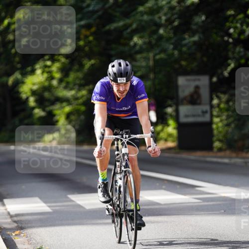 14.09.2025 - Stadtparktriathlon Michael Burmester http://msf.ph/oto/8911675 14.09.2025 11:15:52 Radfahren 739, 875, 893 meine-sportfotos.de