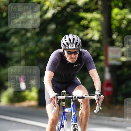 14.09.2025 - Stadtparktriathlon Michael Burmester http://msf.ph/oto/8911707 14.09.2025 11:17:06 Radfahren 843, 900, 950, 967, 987, 1000 meine-sportfotos.de