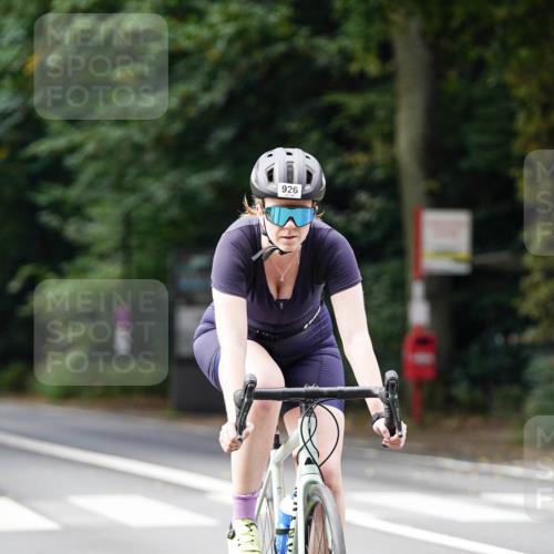 14.09.2025 - Stadtparktriathlon Michael Burmester http://msf.ph/oto/8911735 14.09.2025 11:18:15 Radfahren 902, 926, 930, 961 meine-sportfotos.de