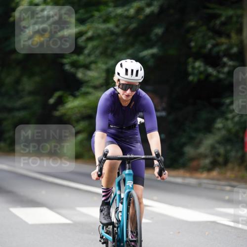 14.09.2025 - Stadtparktriathlon Michael Burmester http://msf.ph/oto/8911761 14.09.2025 11:18:53 Radfahren 826, 852, 919, 996, 1006 meine-sportfotos.de