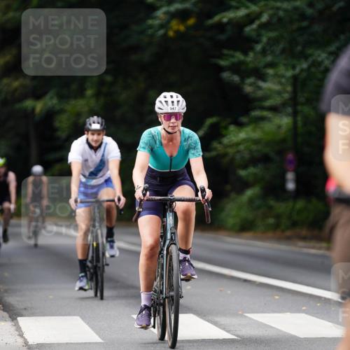 14.09.2025 - Stadtparktriathlon Michael Burmester http://msf.ph/oto/8911767 14.09.2025 11:19:11 Radfahren 797, 806, 835, 911, 914, 947, 969 meine-sportfotos.de