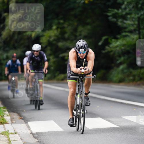 14.09.2025 - Stadtparktriathlon Michael Burmester http://msf.ph/oto/8911819 14.09.2025 11:20:21 Radfahren 772, 853, 859, 865, 872 meine-sportfotos.de