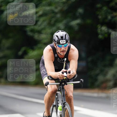 14.09.2025 - Stadtparktriathlon Michael Burmester http://msf.ph/oto/8911820 14.09.2025 11:20:22 Radfahren 772, 853, 859, 865, 872 meine-sportfotos.de