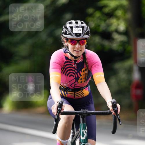 14.09.2025 - Stadtparktriathlon Michael Burmester http://msf.ph/oto/8911845 14.09.2025 11:20:45 Radfahren 838, 848, 861, 889, 897, 917, 938, 941, 989 meine-sportfotos.de