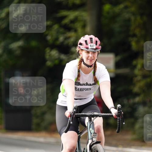 14.09.2025 - Stadtparktriathlon Michael Burmester http://msf.ph/oto/8911883 14.09.2025 11:21:43 Radfahren 734, 828, 871, 927, 945, 955, 960 meine-sportfotos.de