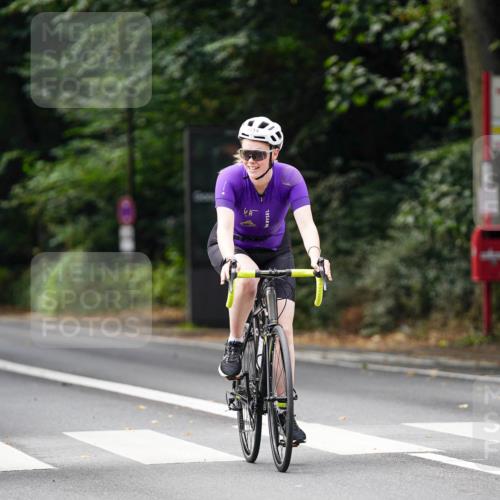 14.09.2025 - Stadtparktriathlon Michael Burmester http://msf.ph/oto/8911901 14.09.2025 11:22:08 Radfahren 842, 855, 929, 939, 952, 964, 972, 978, 1007, 1014, 1017 meine-sportfotos.de