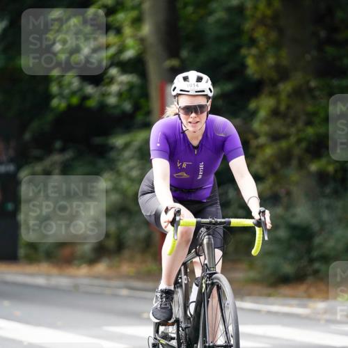 14.09.2025 - Stadtparktriathlon Michael Burmester http://msf.ph/oto/8911902 14.09.2025 11:22:09 Radfahren 842, 855, 929, 939, 952, 964, 972, 1007, 1014, 1017 meine-sportfotos.de